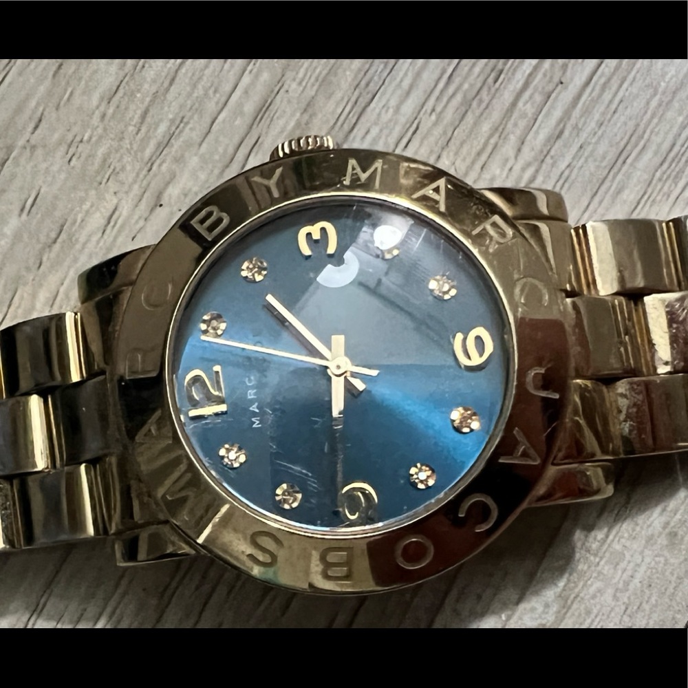 Gold Marc Jacobs watch